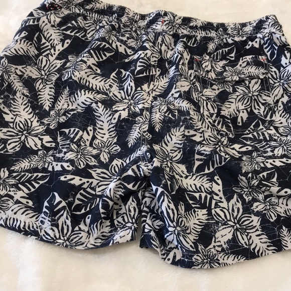Men’s swimming trunks, Navy and white. - Picture 6 of 9